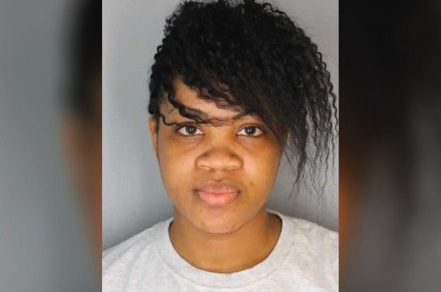 latonia-shelecia-stewart