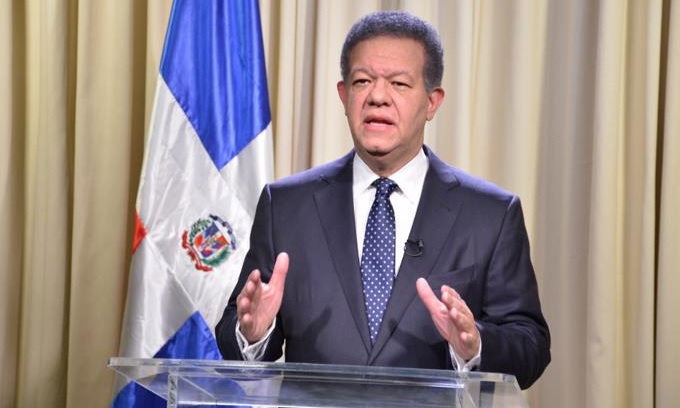 leonelfernandezalucion