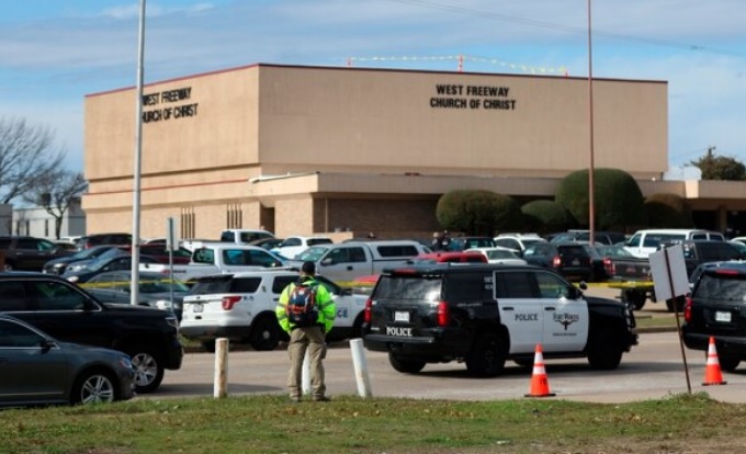 Tiroteo en una iglesia de Texas deja dos muertos