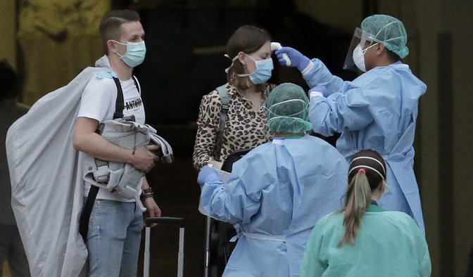 Mueren en España 209 por coronavirus en 24 horas, suman en total 803