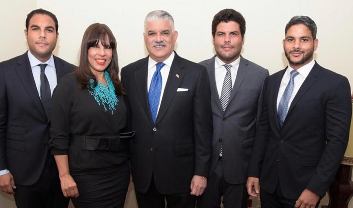 Hijo del Canciller Miguel Vargas da positivo a Coronavirus