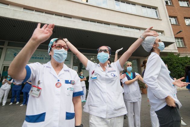Muertes por coronavirus en España caen al nivel más bajo desde el 20 de marzo