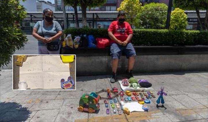 “Mi madre y yo no tenemos qué comer” Niño cambia sus juguetes por comida o dinero