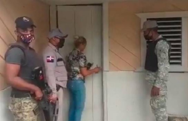 PolicíaNacionalmujer