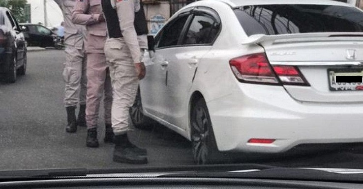 Dueños de carros Honda Civic denuncian persecución policial