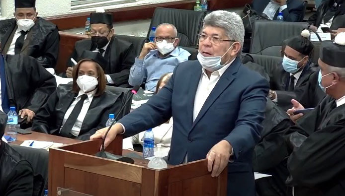 Fernando Rosa: Soy un hombre enfermo y no voy a salir para ninguna parte