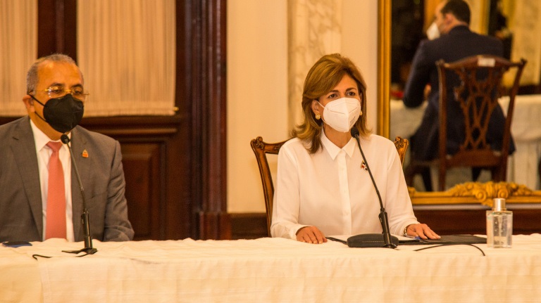 Vicepresidencia llama a reunión urgente este lunes por alarmante rebrote COVID-19 en navidad