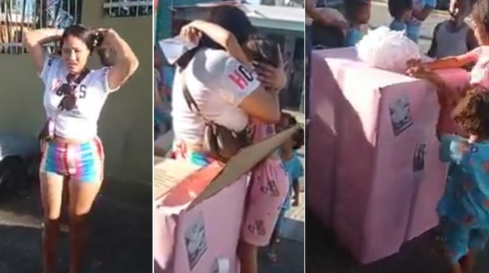 Madre sorprende su hija dentro de una caja de regalo