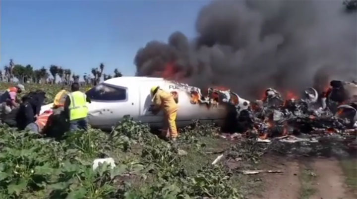 Mueren seis militares en terrible accidente aéreo en Veracruz