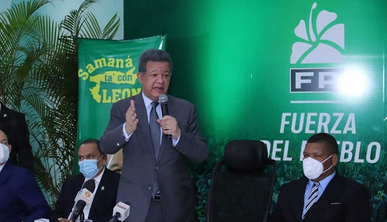 Leonel Fernández dice que recorrerá el país y que no habrá pandemia que lo detenga