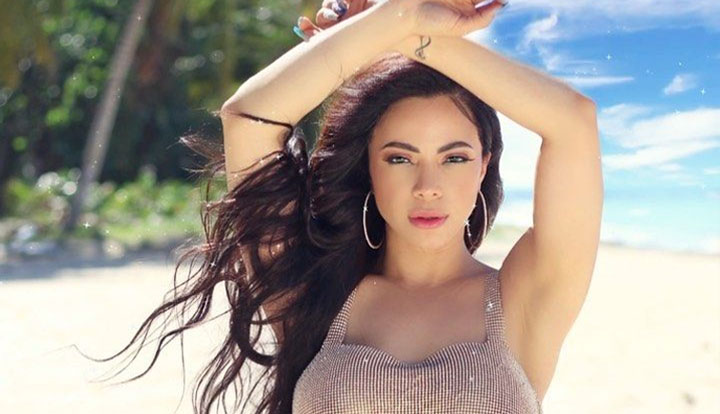 La materialista calienta las redes con sus fotos
