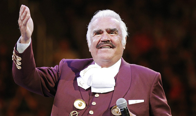 Vicente Fernándezinterno