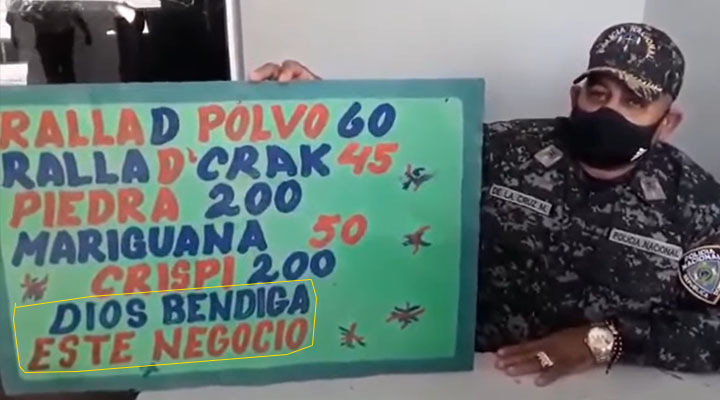 El letrero de un punto de drogas en Moca 'Dios bendiga este negocio'