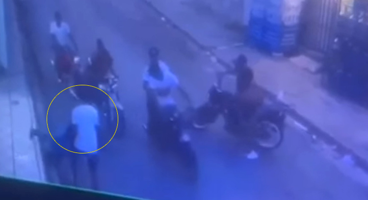 Captado atraco en manada en el municipio de Los Alcarrizos
