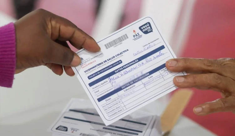 Salud Pública extiende hasta el 21 de febrero presentación de tarjeta con tercera dosis