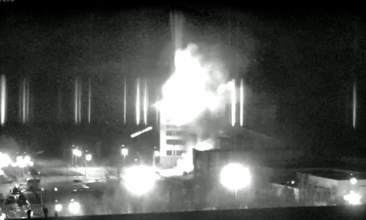 Se incendia central nuclear en Ucrania tras un ataque ruso