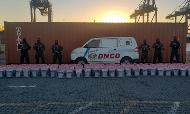 Ocupan más de una tonelada de cocaína camuflada en Punta Caucedo
