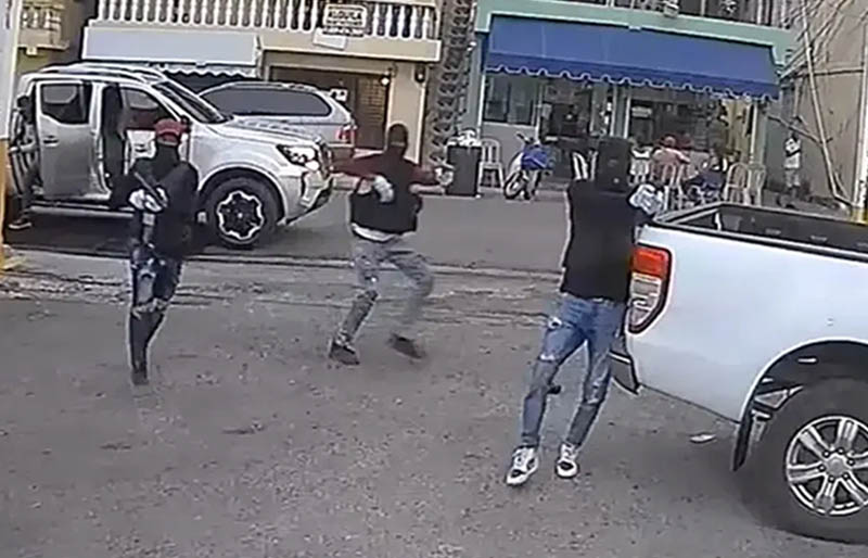 Autoridades investigan participación de militares y policías en asalto SDE