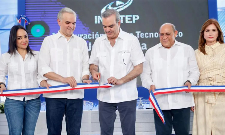 Presidente Luis Abinader inaugura Centro Tecnológico del INFOTEP en el sector Mejoramiento Social
