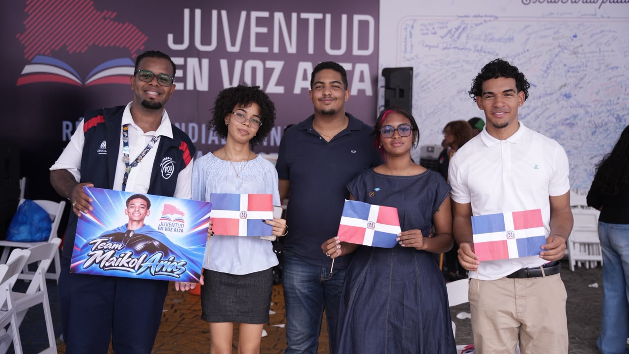 Estudiantes destacan “el poder de la lectura” tras histórica jornada de 500 horas de Juventud en Voz Alta
