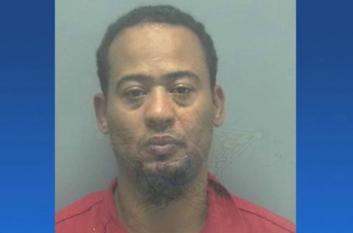 Apresan dominicano acusado de agresión y secuestro en Florida