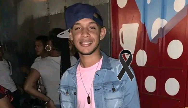 Encuentran homosexual muerto con puñal en el corazón