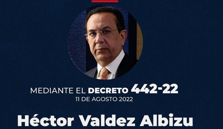 Presidente Luis Abinader ratifica a Héctor Valdez Albizu en el Banco Central