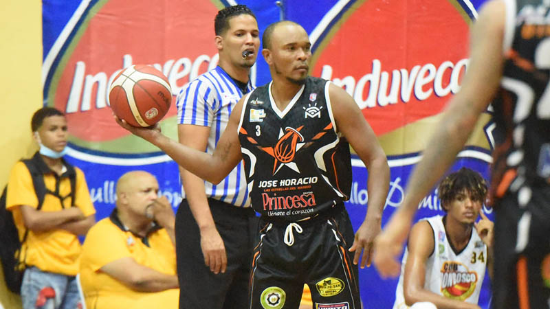 Regresa José Guzmán al Baloncesto Superior de Espaillat (BSE)