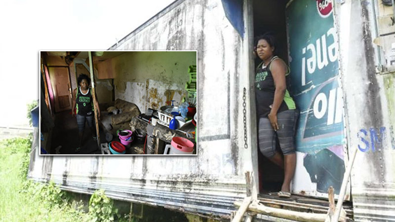 Inmigrantes haitianos invaden escuela en construcción SDE desde 2014