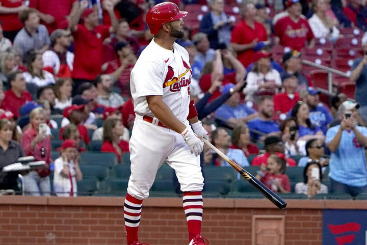 Albert Pujols703
