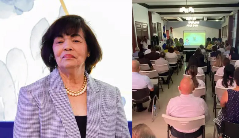 Sala Capitular Ayuntamiento Moca reconoce a reputada educadora Minerva Calderón López