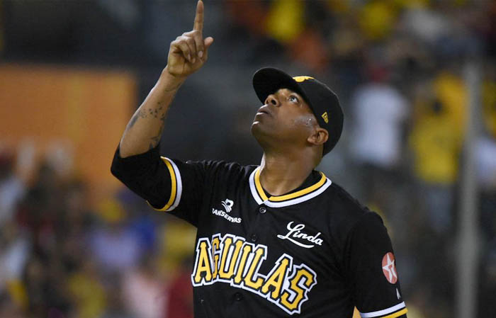 Torres y Robles dan HR