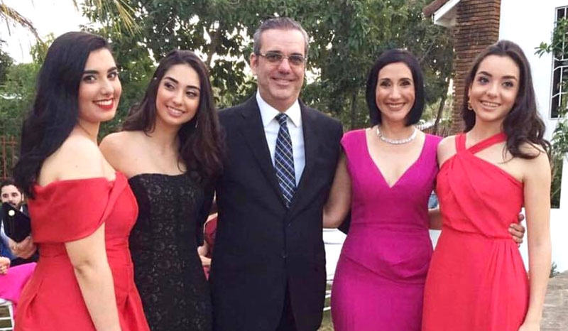 Presidente Abinader dice que pasara la Nochebuena y Navidad en familia