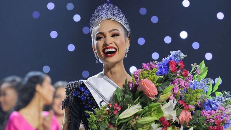 Miss Universo R'Bonney Gabriel no se lavó el cabello dos semanas antes del concurso y tampoco se bañó todos los días