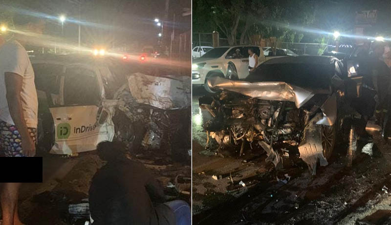 Dos carros chocan de frente en La Romana; dos muertos y varios heridos