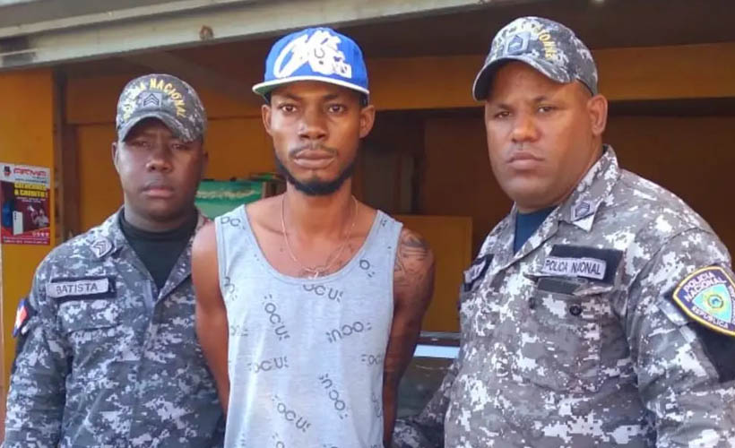 Policía Nacional detiene a un pandillero haitiano en Puerto Plata