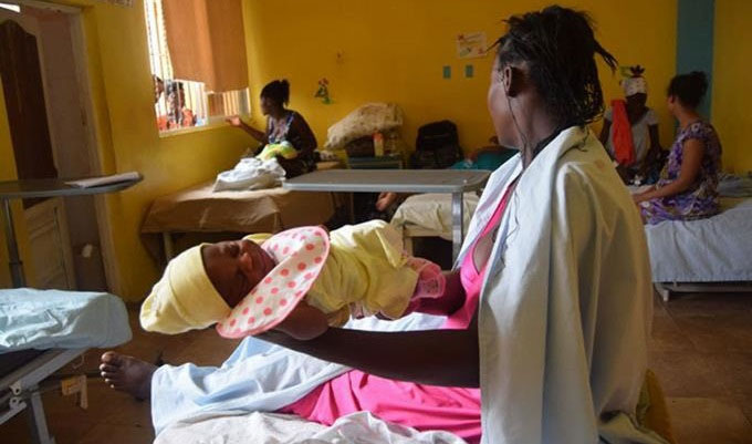 Denuncian arrestos de haitianas en hospitales de Rep. Dominicana