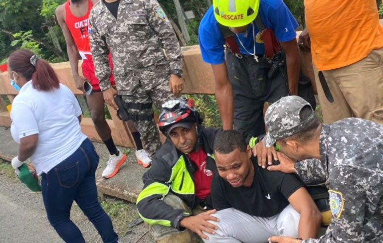 Bomberos de Bonao evitaron una tragedia en puente del típico Bonao