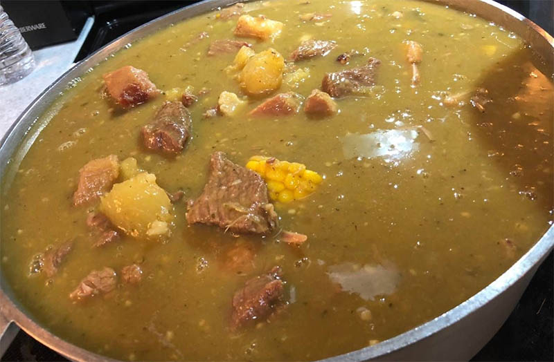 Dominicanos buscarán récord Guinness con sancocho en SDE
