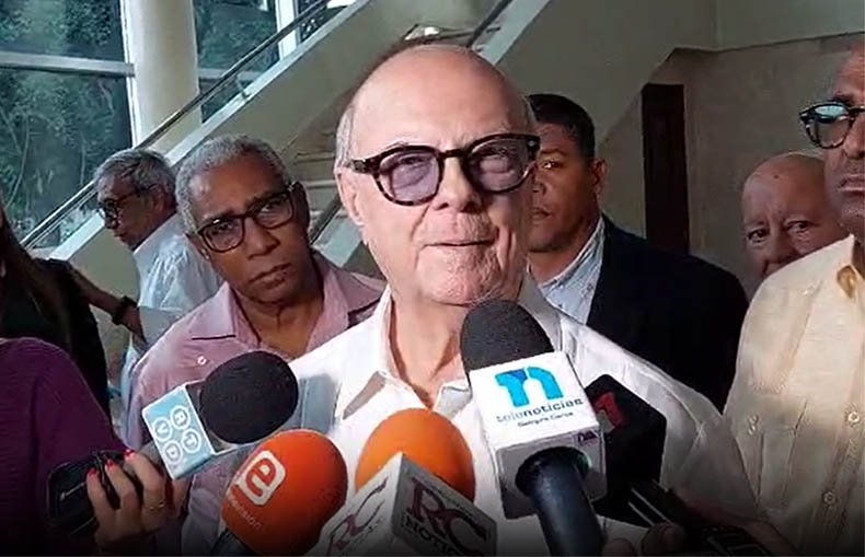 Hipólito Mejía asegura Luis Abinader está sobre el 60%
