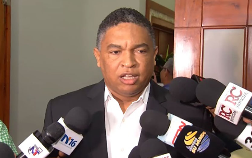 Yván Lorenzo dice 600