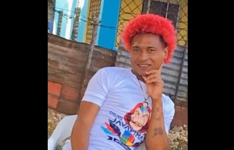 Joven habría muerto una descarga eléctrica de su celular