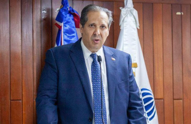 Ministro de Salud no autorizó charla de “igualdad y equidad de género” en centro educativo