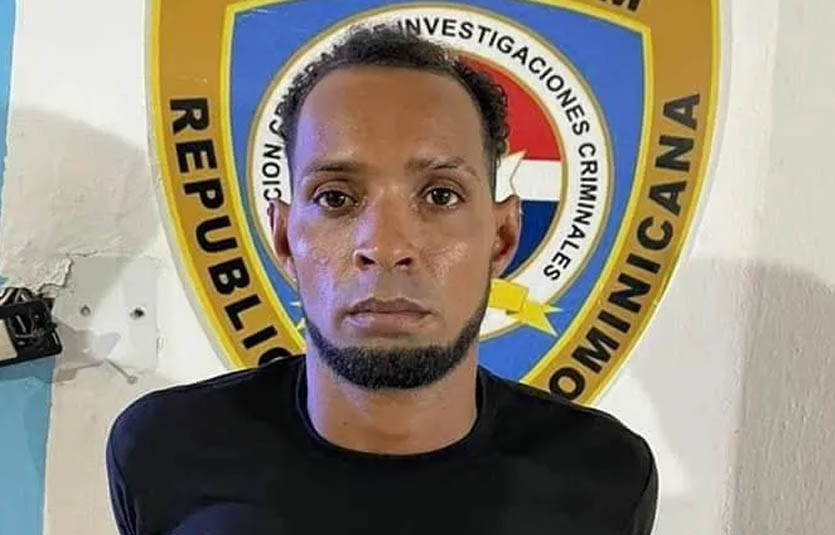 Detienen a hombre que asalto tienda en Gaspar Hernández