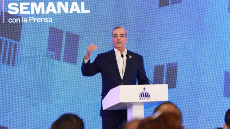 Abinader dice tomarán las “medidas que sean necesarias” de confirmarse brote de ántrax en Haití