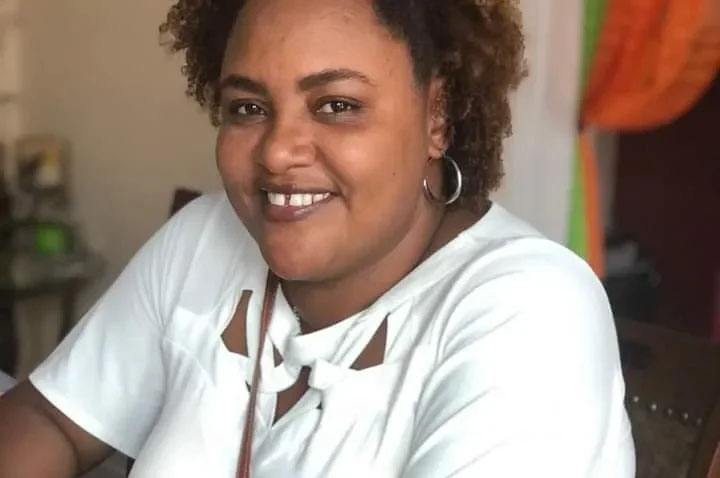 Profesora muere tras someterse a cirugía plástica