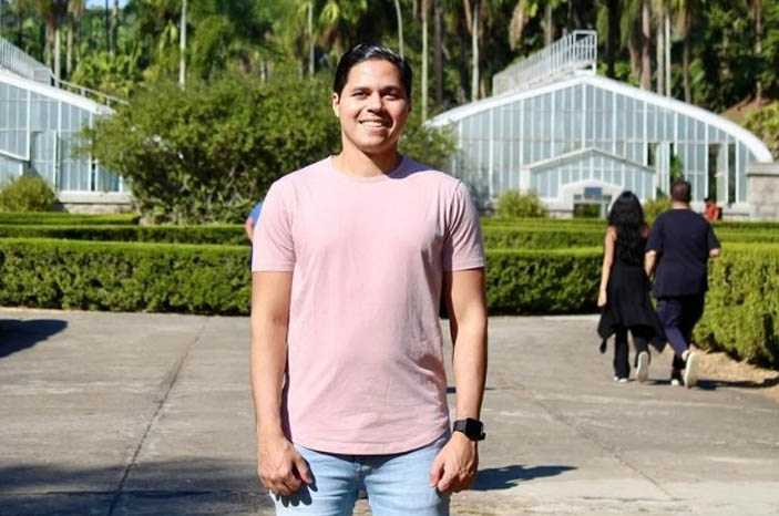 Joven médico le hace un llamado al presidente Luis Abinader