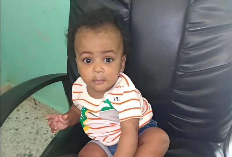 Niño muere tras ser atropellado por su madre cuando daba reversa en Barahona