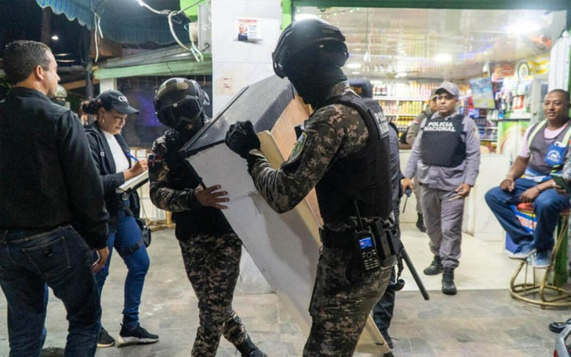 Ministerio de Interior y Policía cierra un centro nocturno y notifica a otros 14 por incumplimiento de la ley durante Operación Garantía de Paz