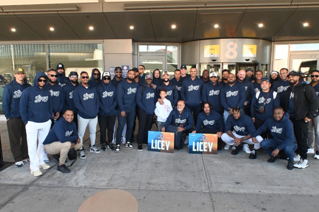Tigres del Licey llegan a Nueva York para serie Titanes del Caribe en Citi Field